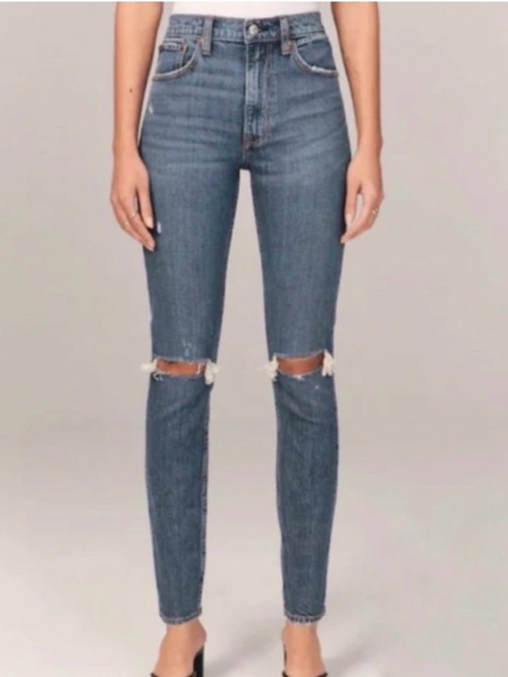 Abercrombie Curve Love High Rise Skinny Jeans 28 Short Distressed Light Wash NWT